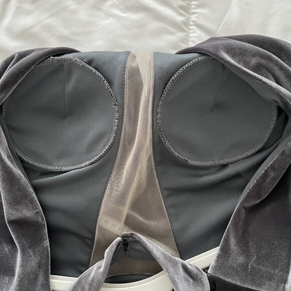 Jovani Women's Charcoal Velvet Jumpsuit Mesh Plunging V-Neckline Long Sleeve 8 - Picture 11 of 11